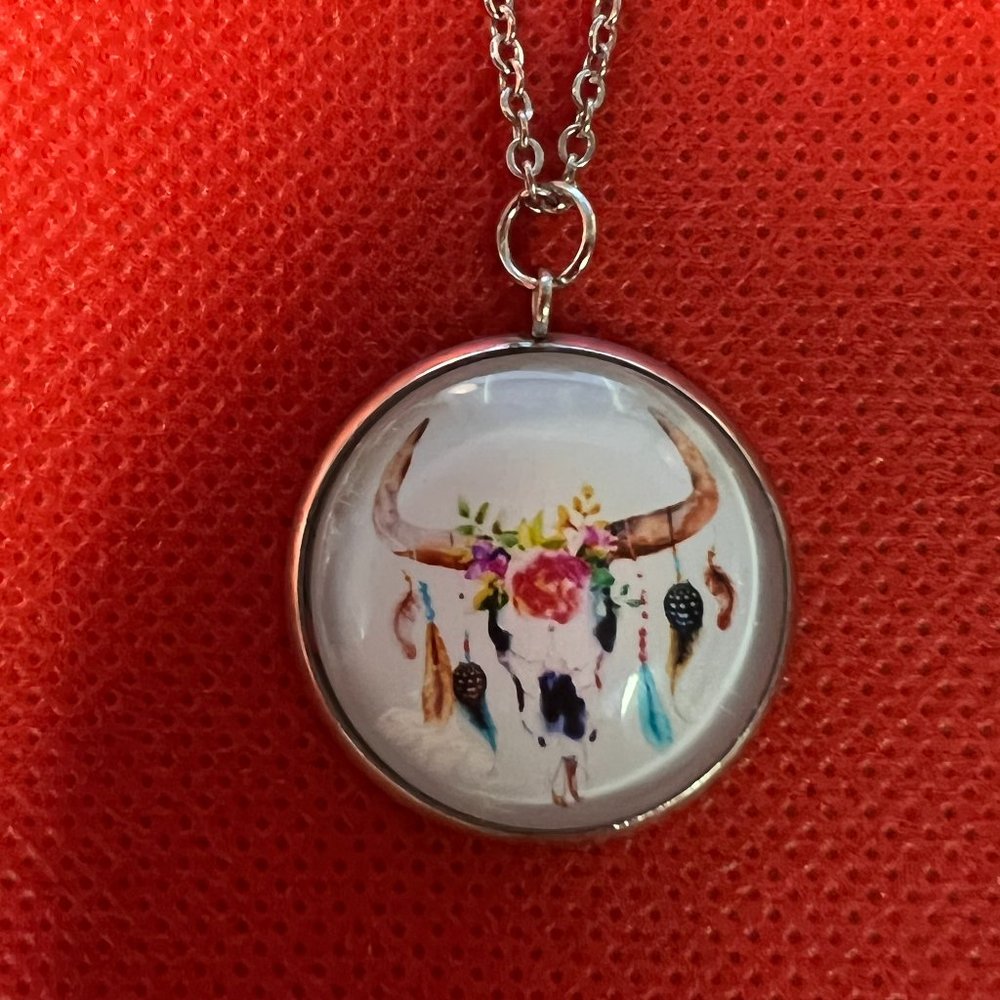 Southwestern Steer Head with Roses and Feathers Silver Tone Pendant Necklace